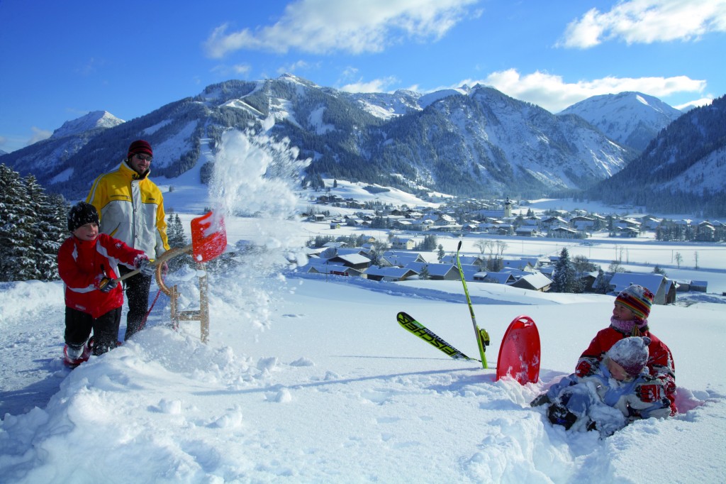 Winterurlaub für Kinder Skiurlaub im Winter in Tirol